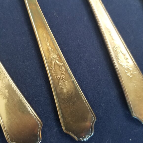 1847 Rogers Bros Silverplate Flatware Ancestral Pattern - Set of 6 Tablespoons - Picture 5 of 8